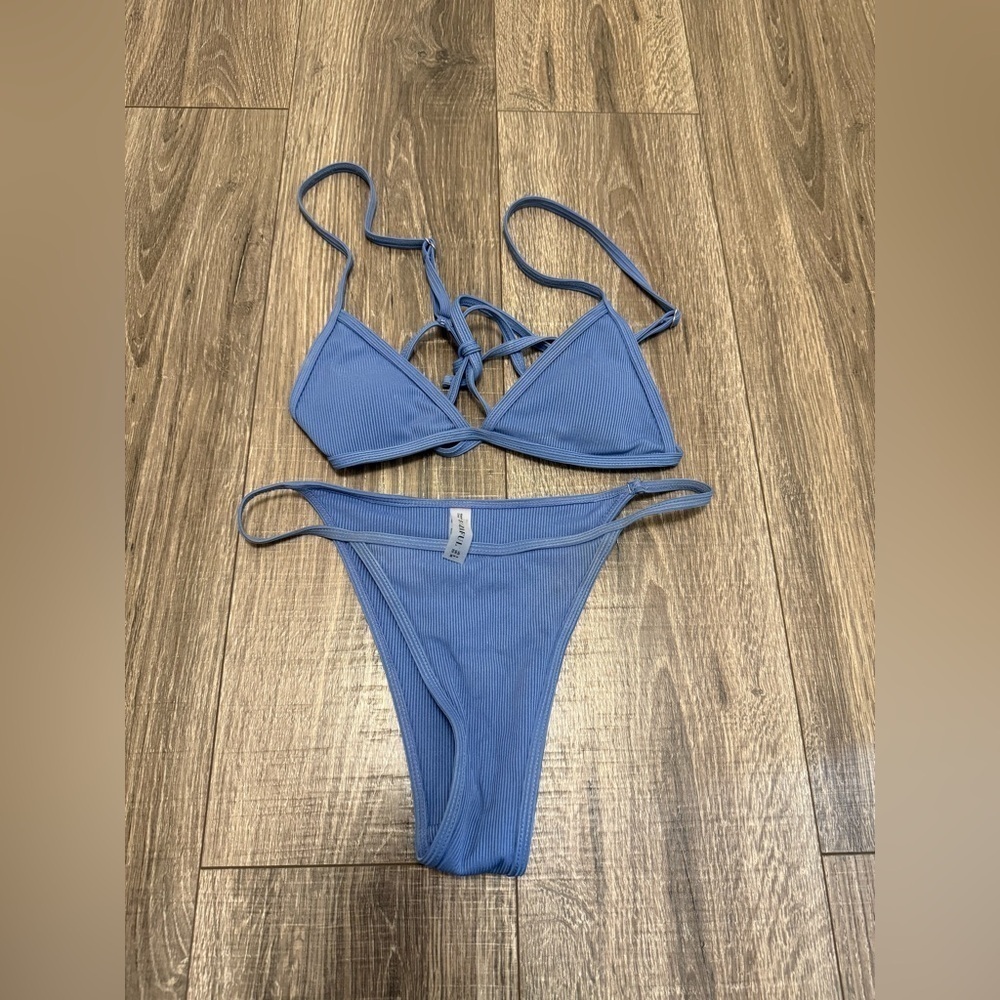 Zaful Women’s Light Blue Ribbed Triangle Bikini Size S